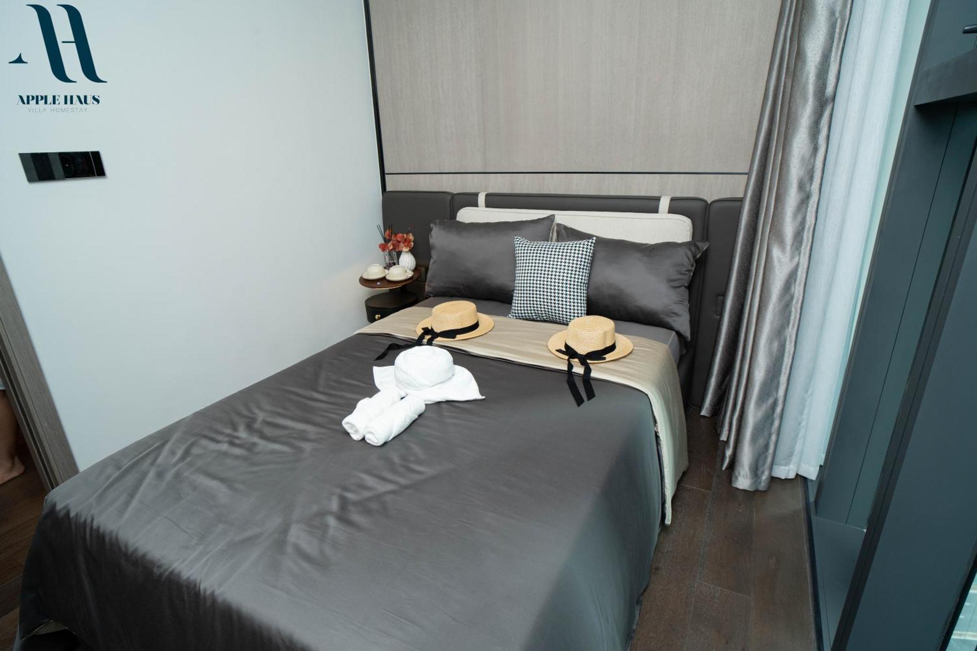 Signature With Staycation By Apple Haus Appartement
